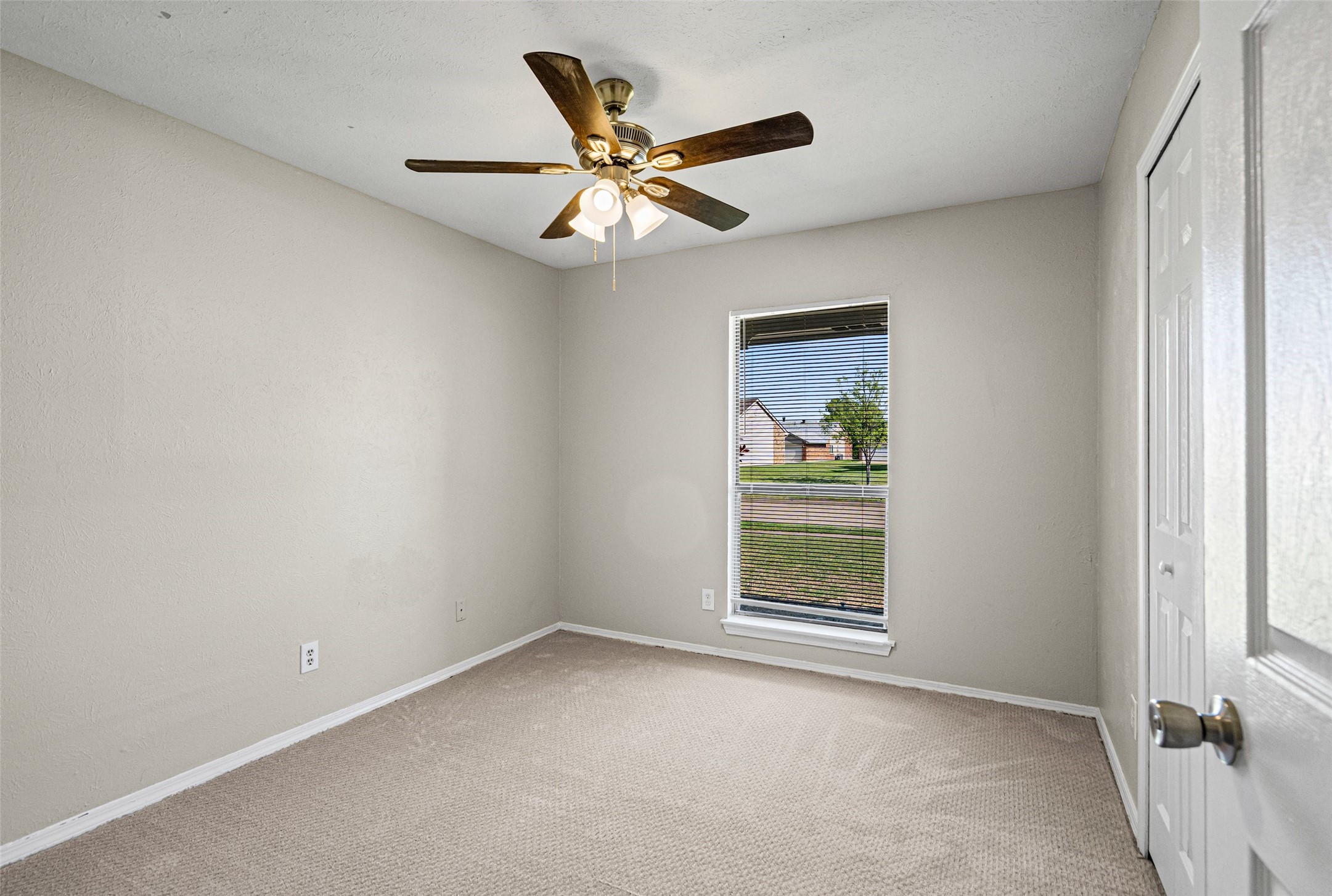 513 Beechwood Drive Grand Prairie TX 75052