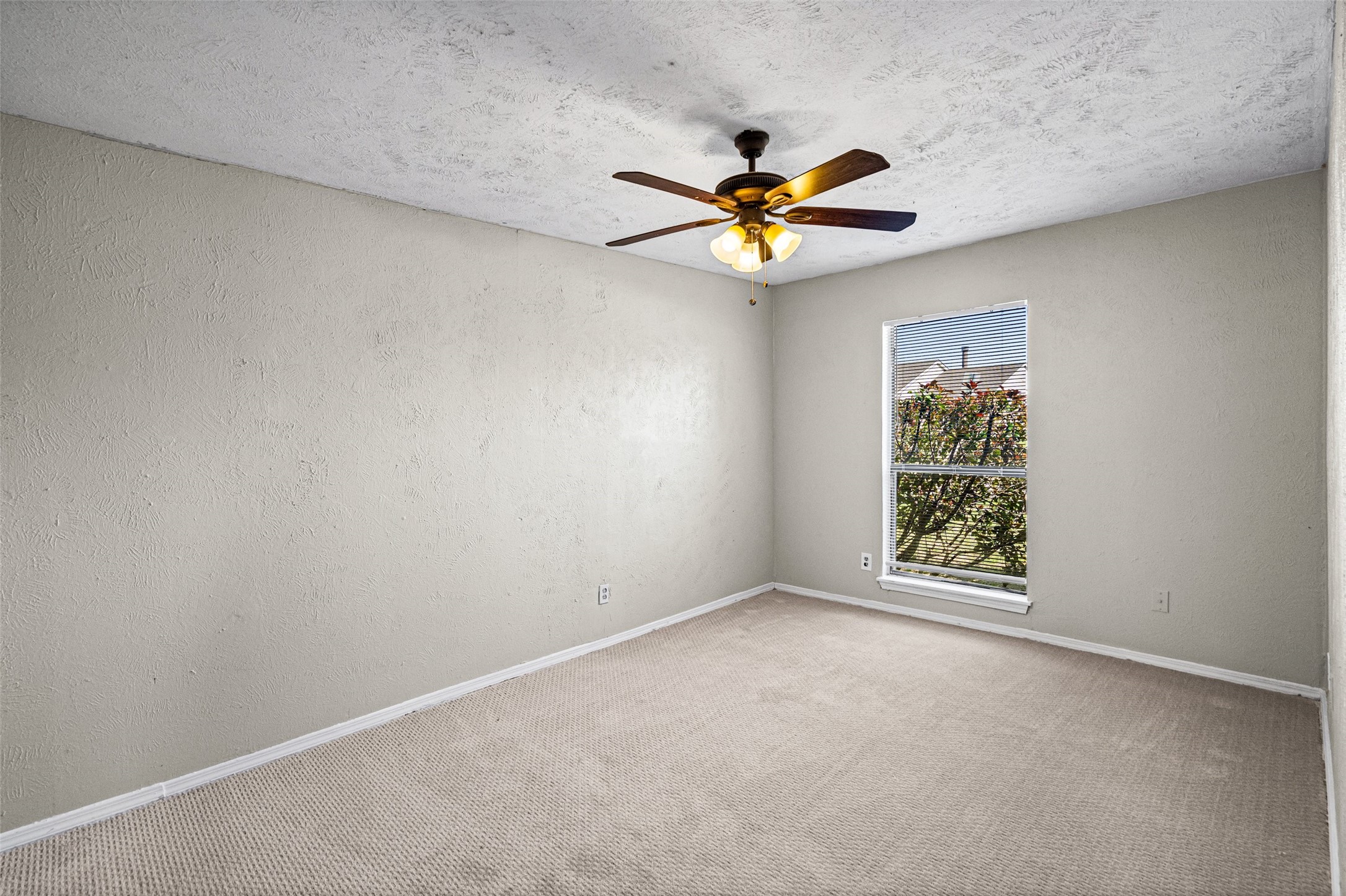 513 Beechwood Drive Grand Prairie TX 75052