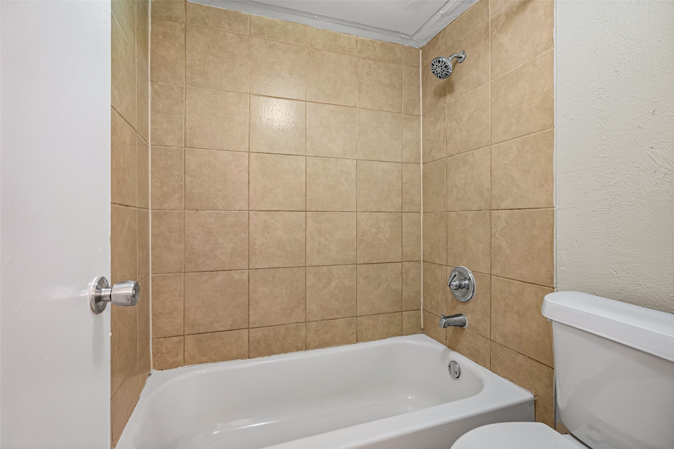 513 Beechwood Drive Grand Prairie TX 75052
