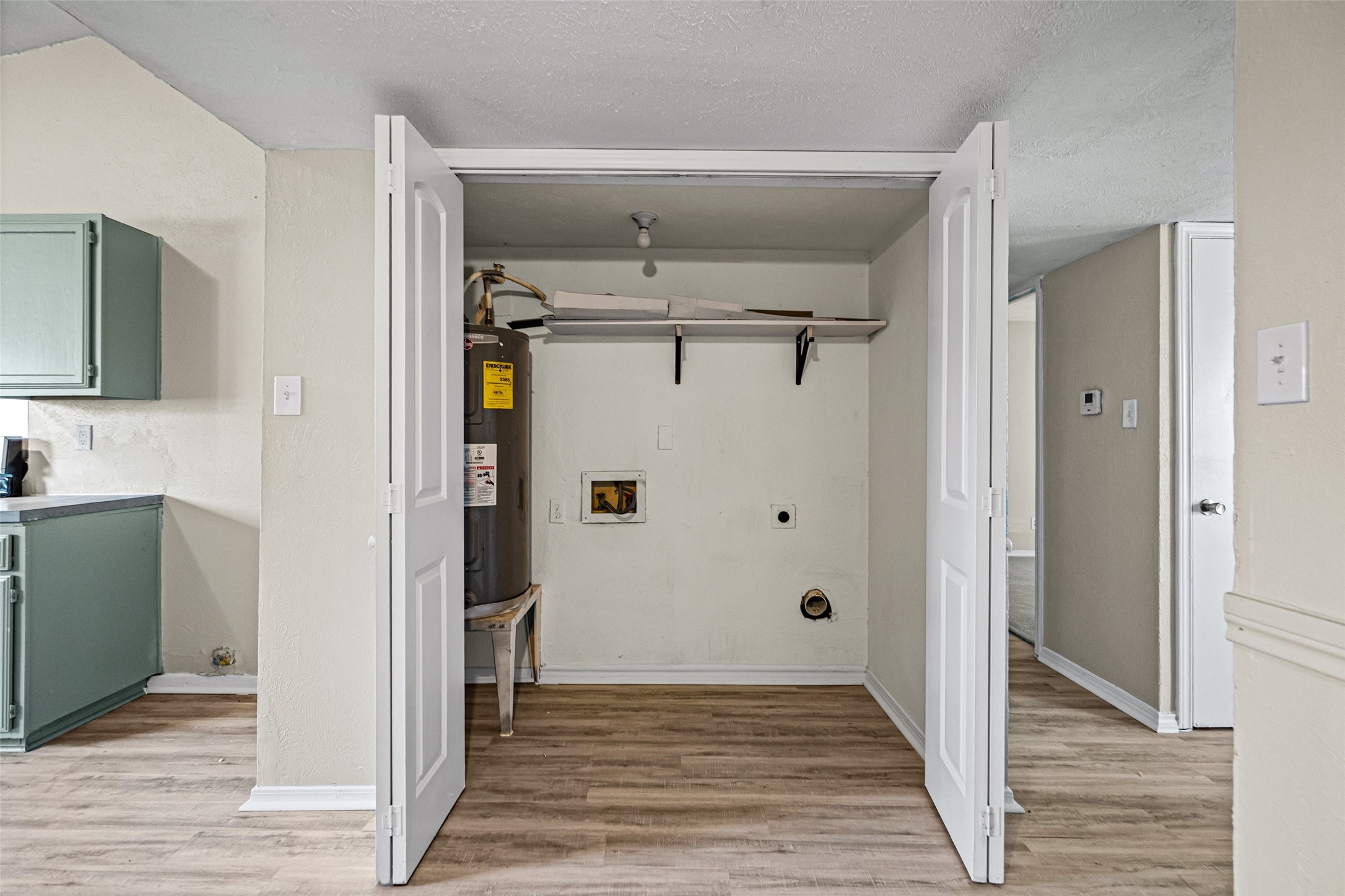 513 Beechwood Drive Grand Prairie TX 75052
