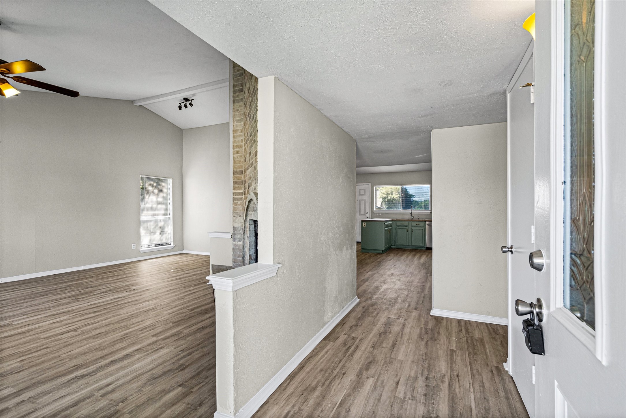 513 Beechwood Drive Grand Prairie TX 75052