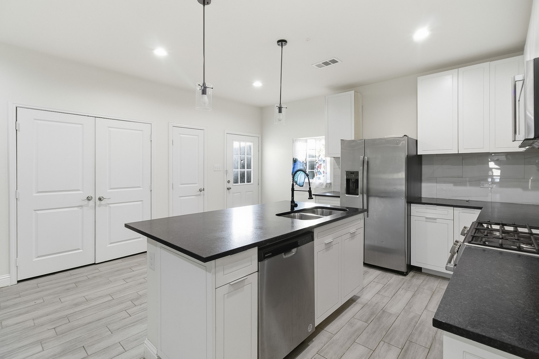 2603 Pine Street Dallas TX 75215