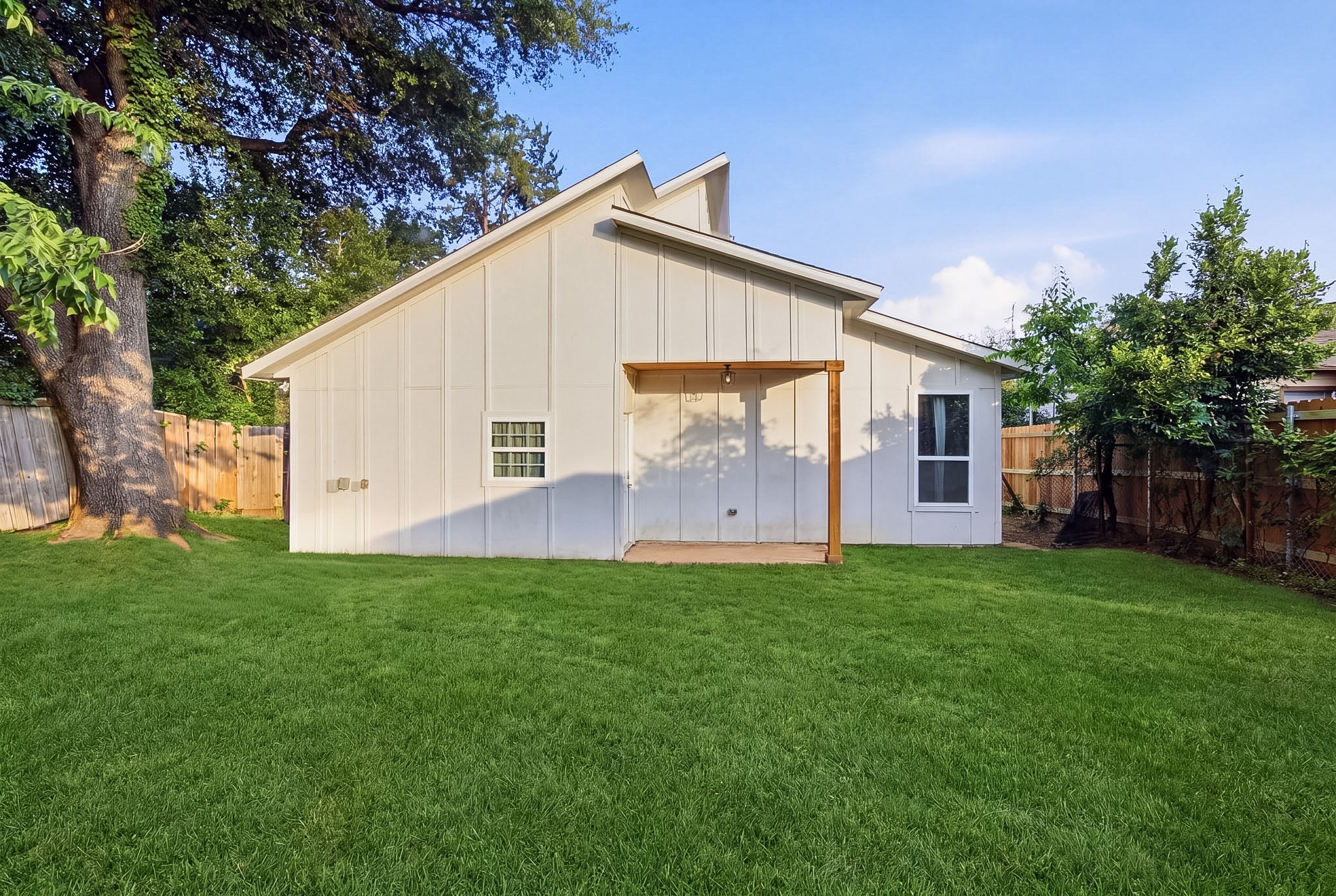 2603 Pine Street Dallas TX 75215