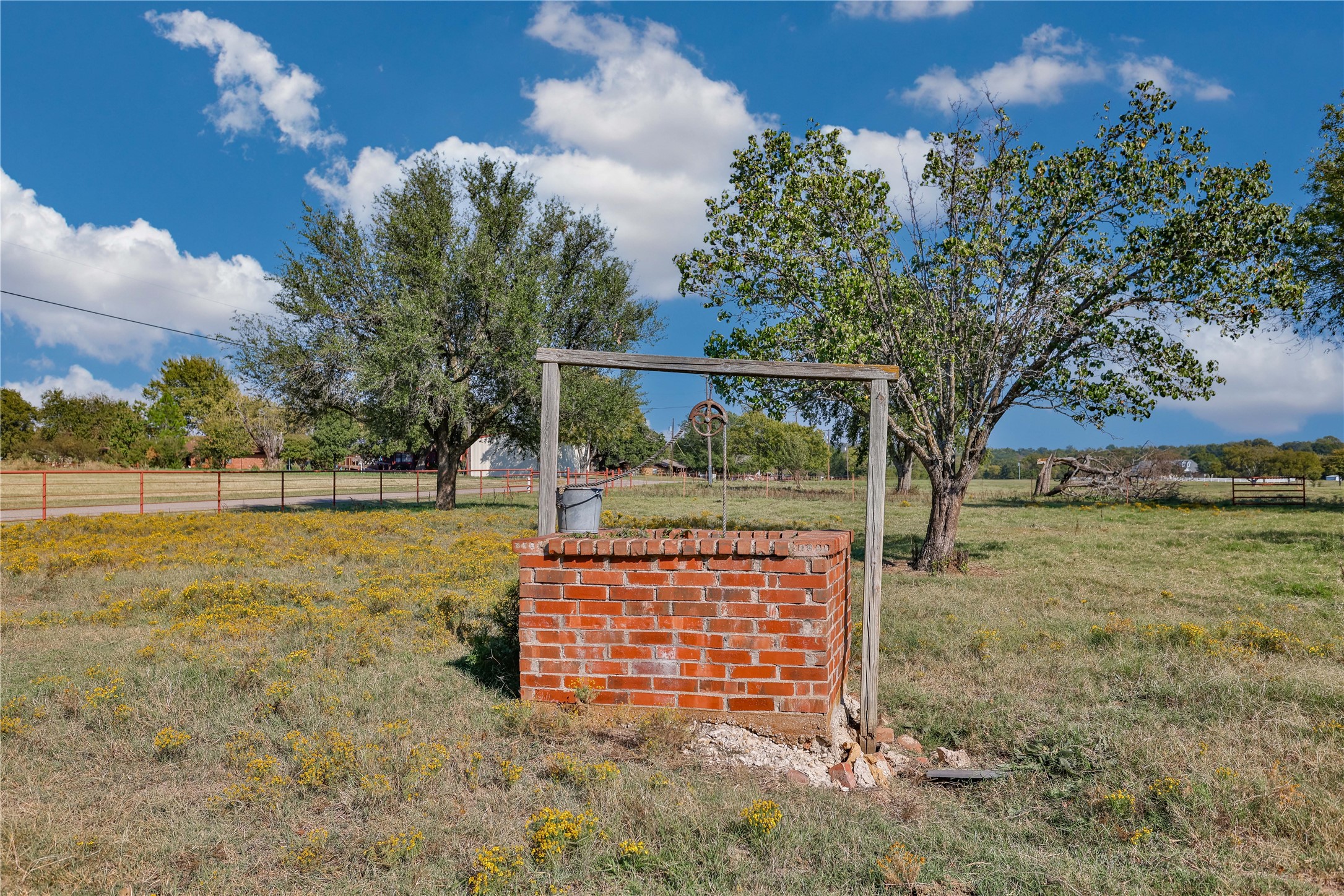 476 County Road 260 Gainesville TX 76240