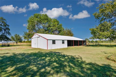 476 County Road 260 Gainesville TX 76240