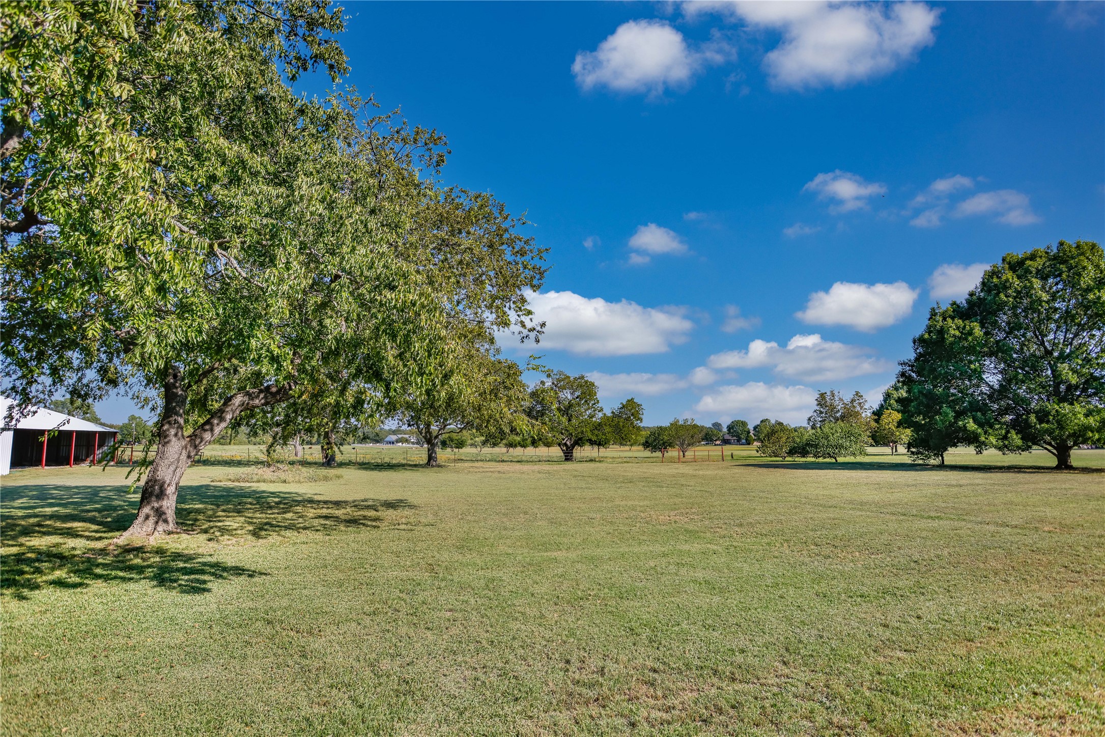 476 County Road 260 Gainesville TX 76240