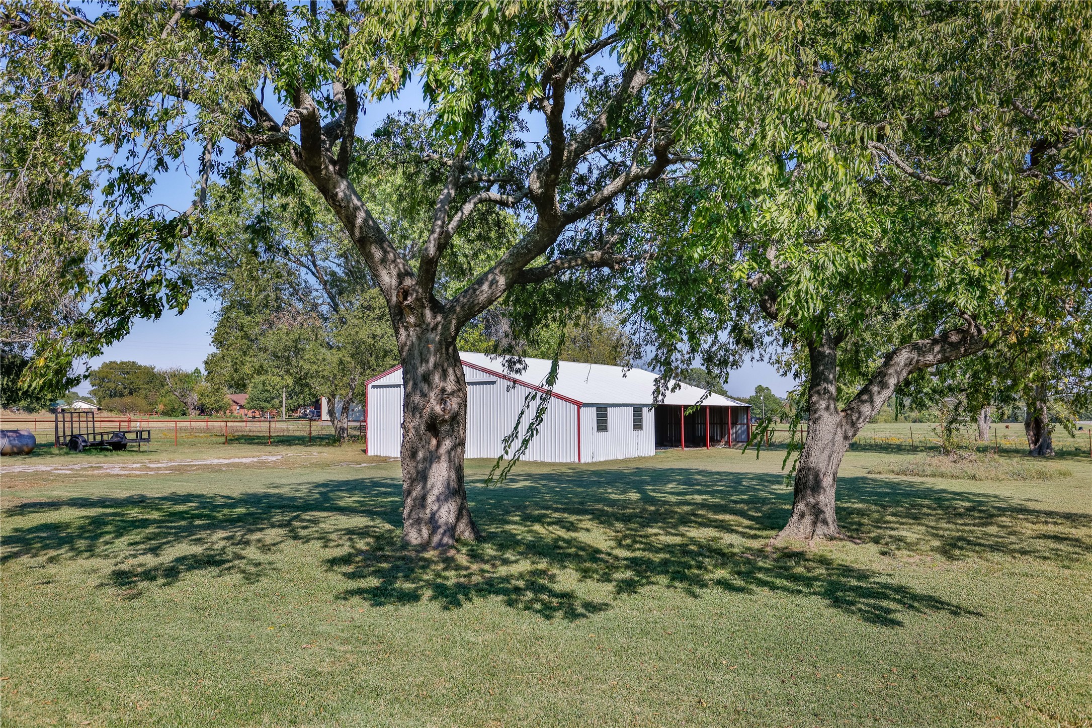 476 County Road 260 Gainesville TX 76240