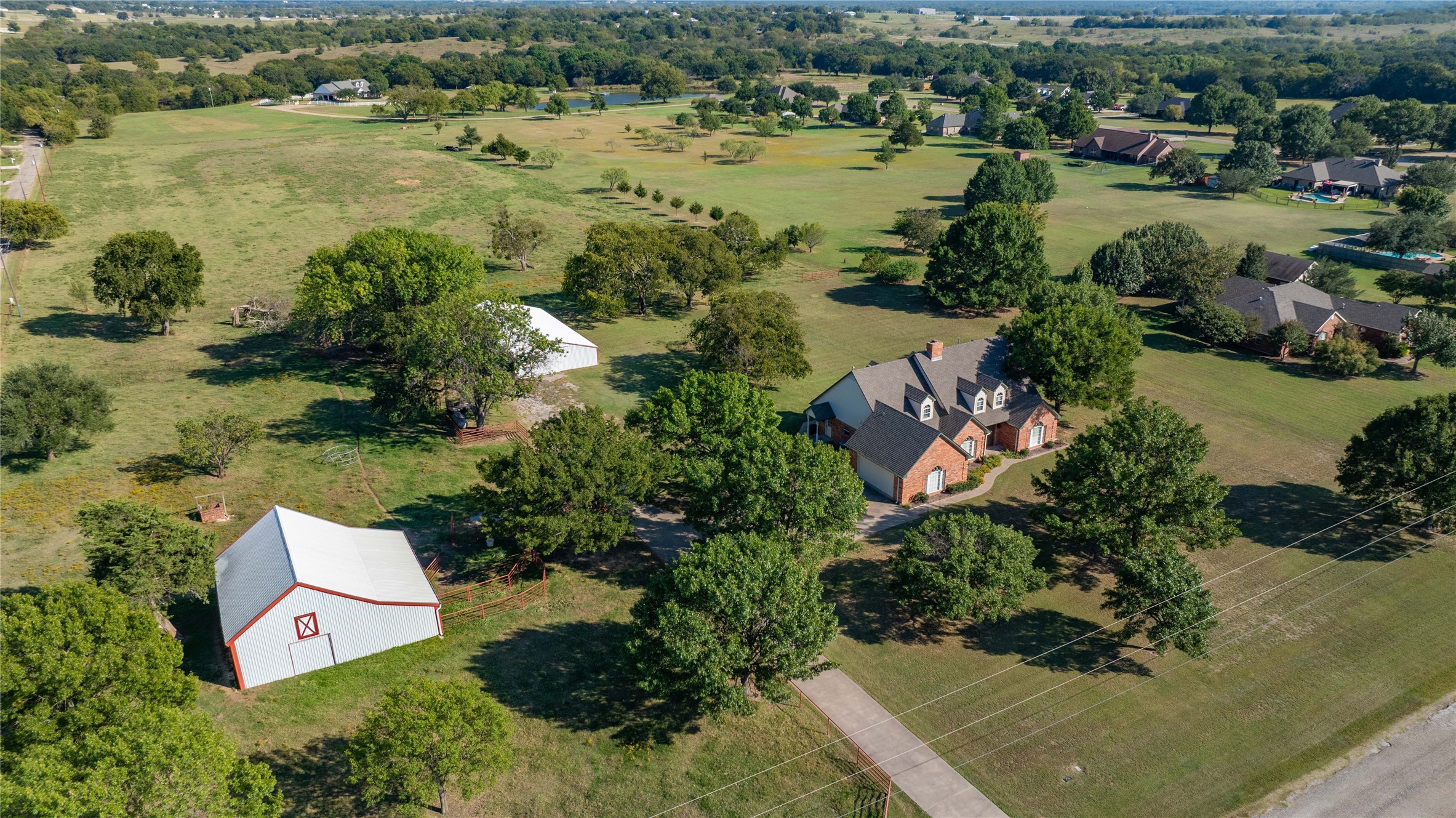 476 County Road 260 Gainesville TX 76240