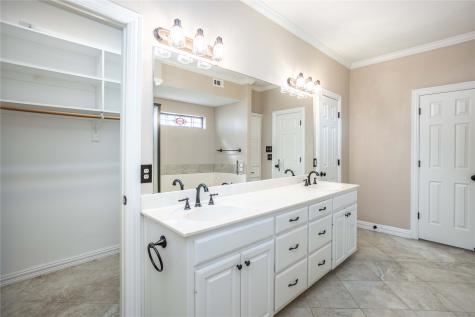 476 County Road 260 Gainesville TX 76240