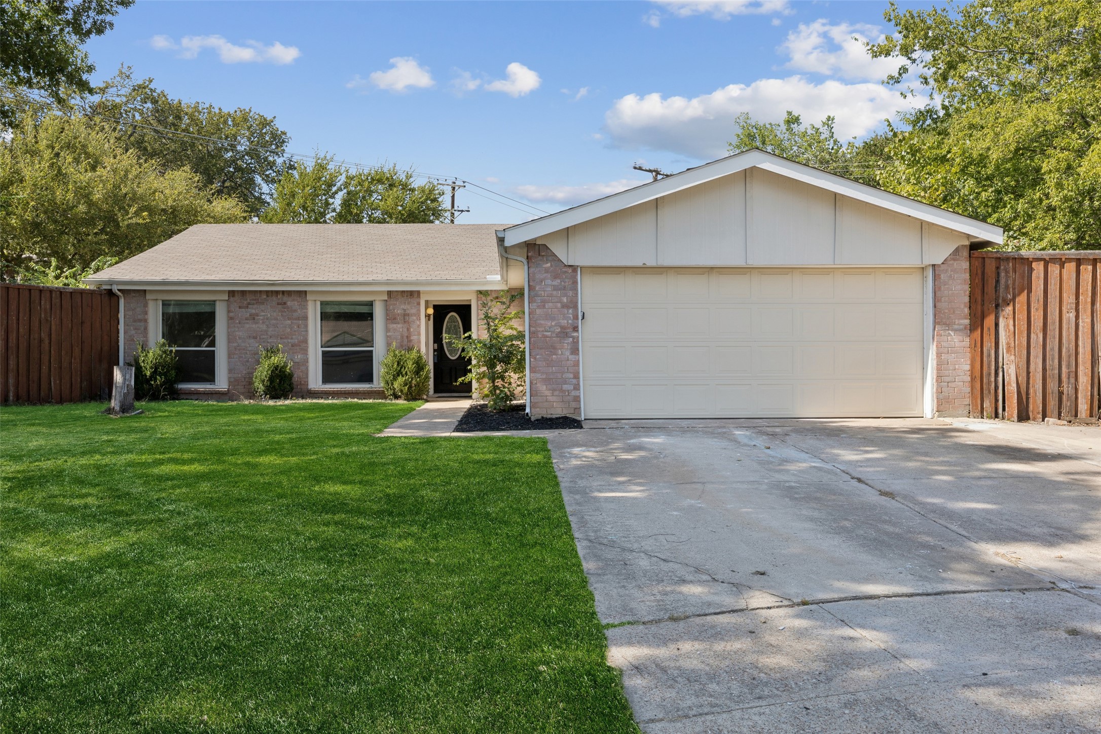 1901 Spies Springs Court Arlington TX 76006