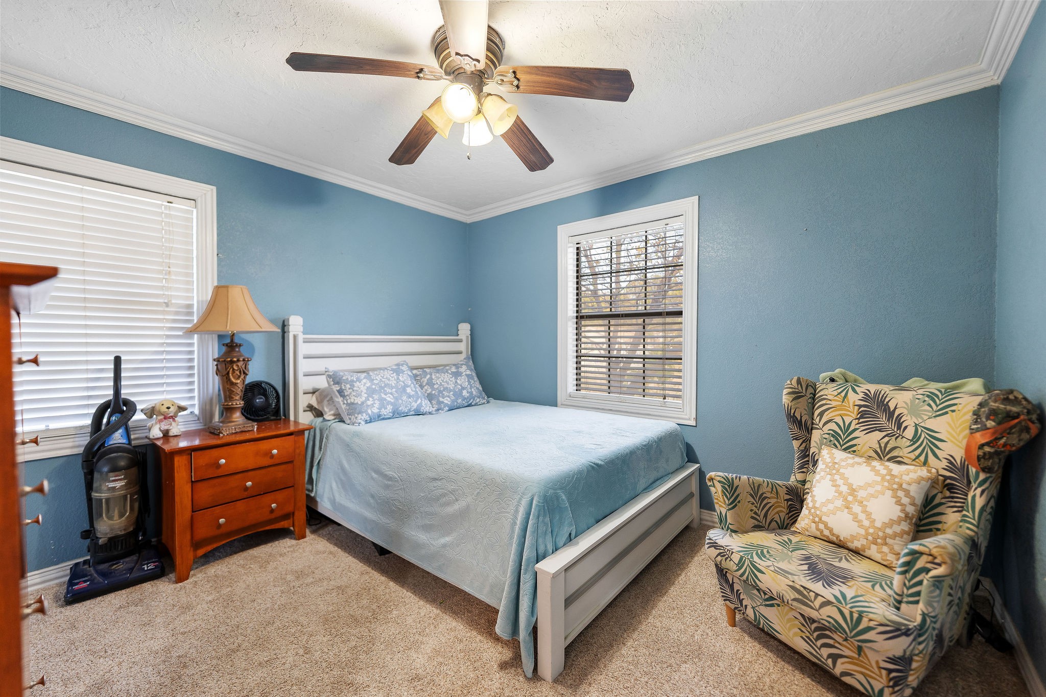 1202 W Strong Parkway Grand Prairie TX 75050