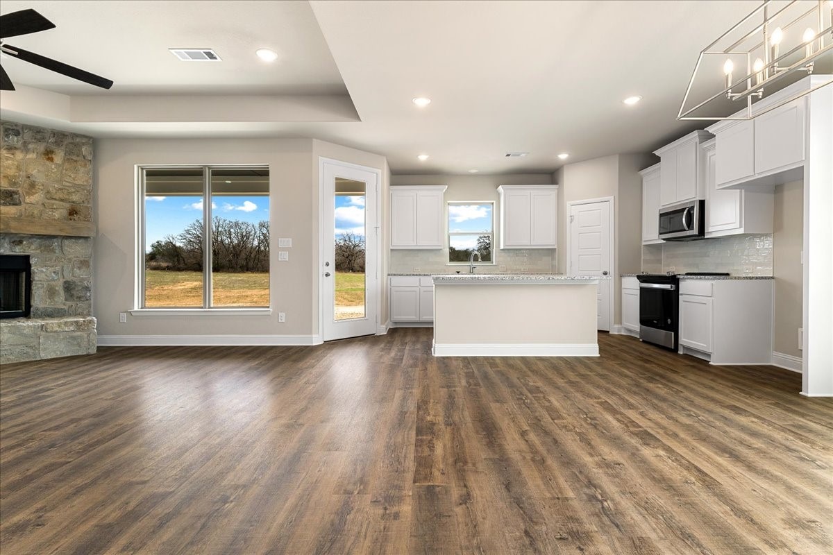 1045 Leo Lane Poolville TX 76487