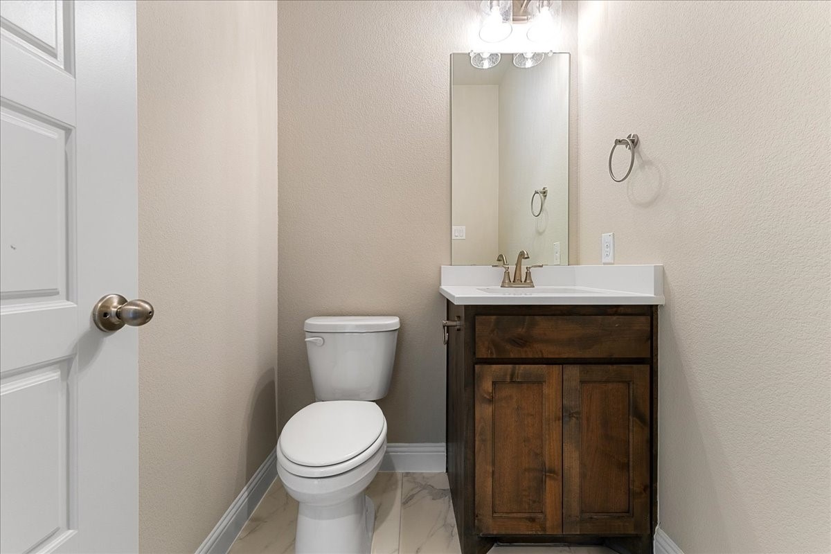 1045 Leo Lane Poolville TX 76487