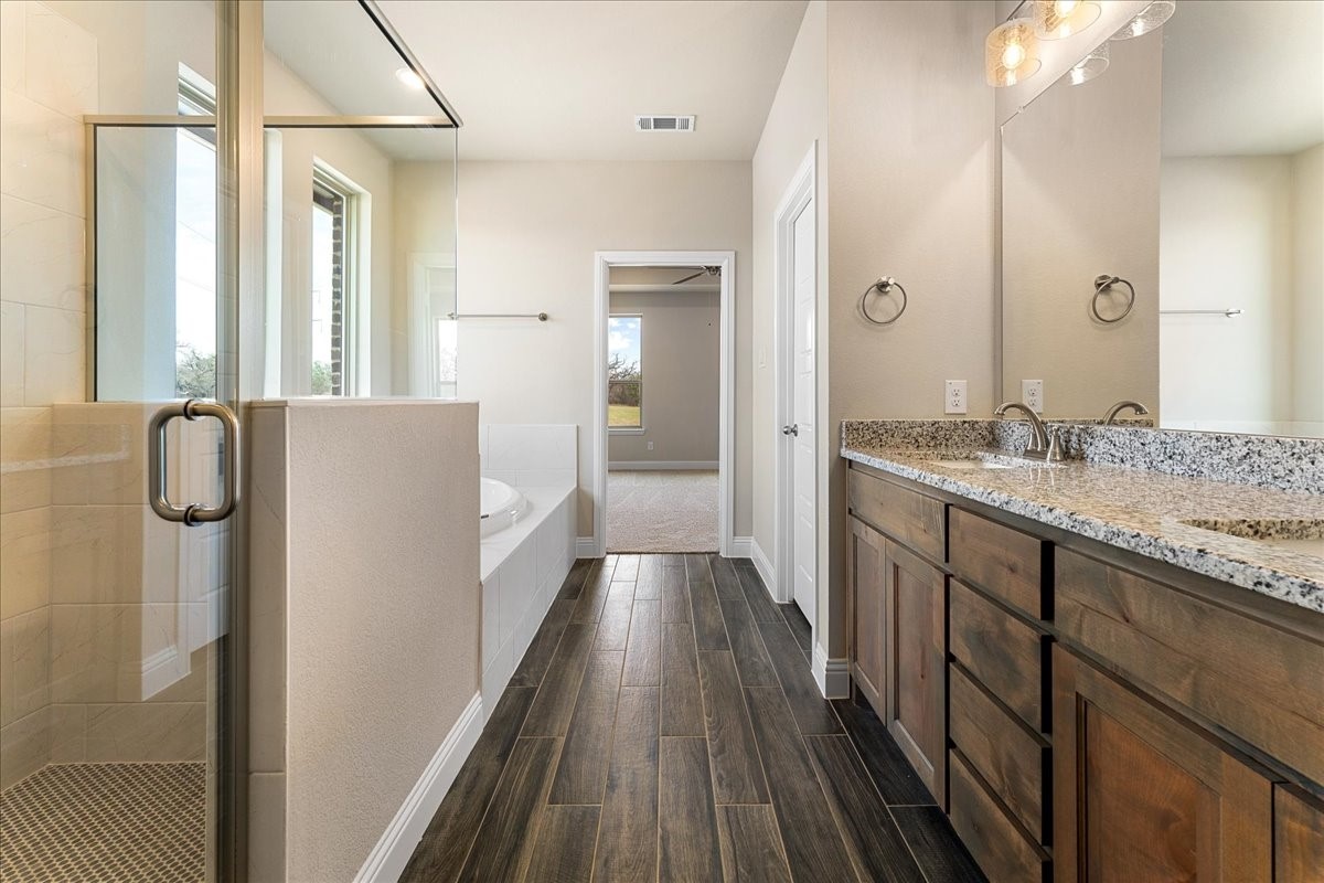 1045 Leo Lane Poolville TX 76487