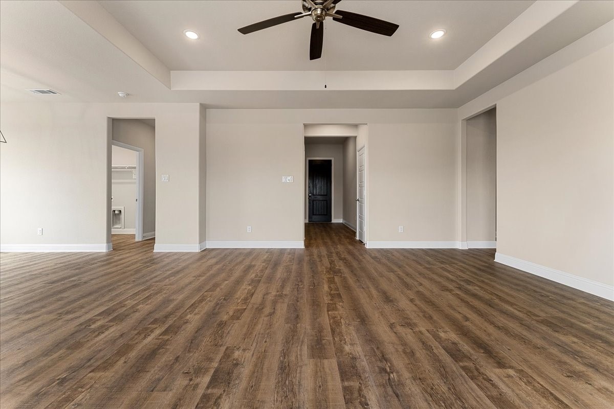 1045 Leo Lane Poolville TX 76487