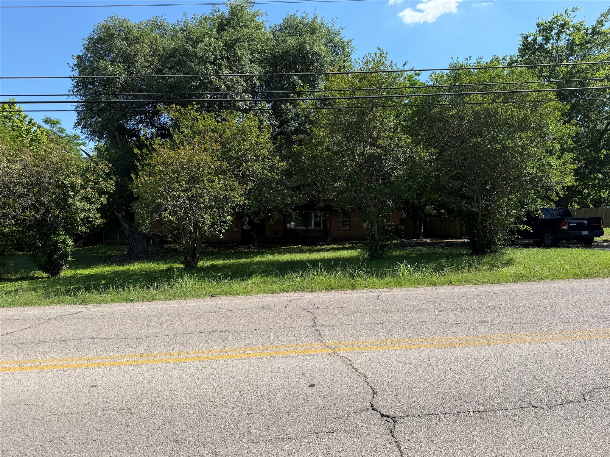 210 W Bear Creek Road Glenn Heights TX 75154