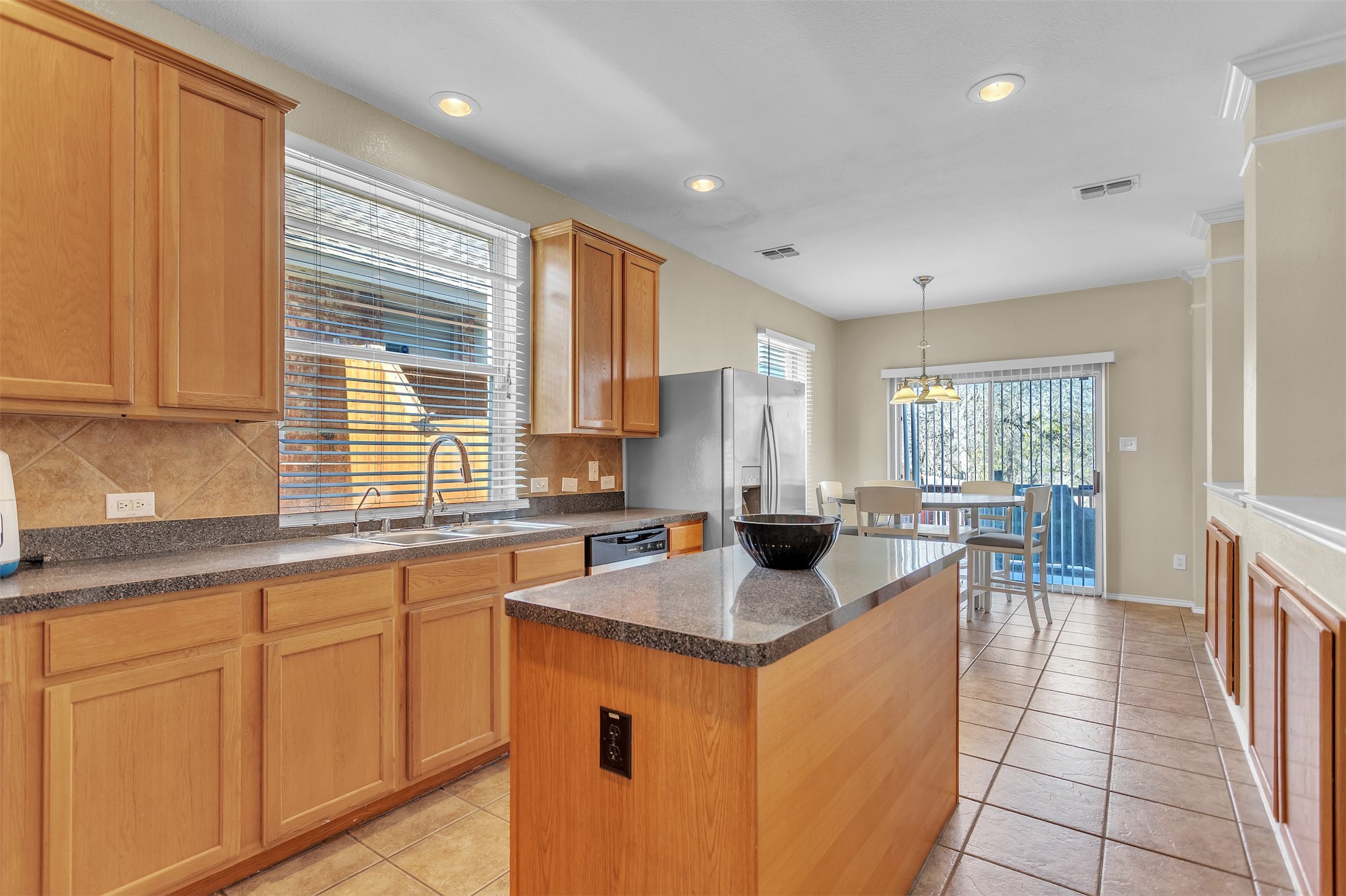 303 Sorrel Duncanville TX 75137