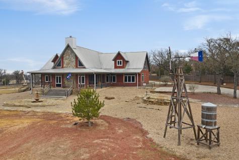3377 Trails End Road Burleson TX 76028