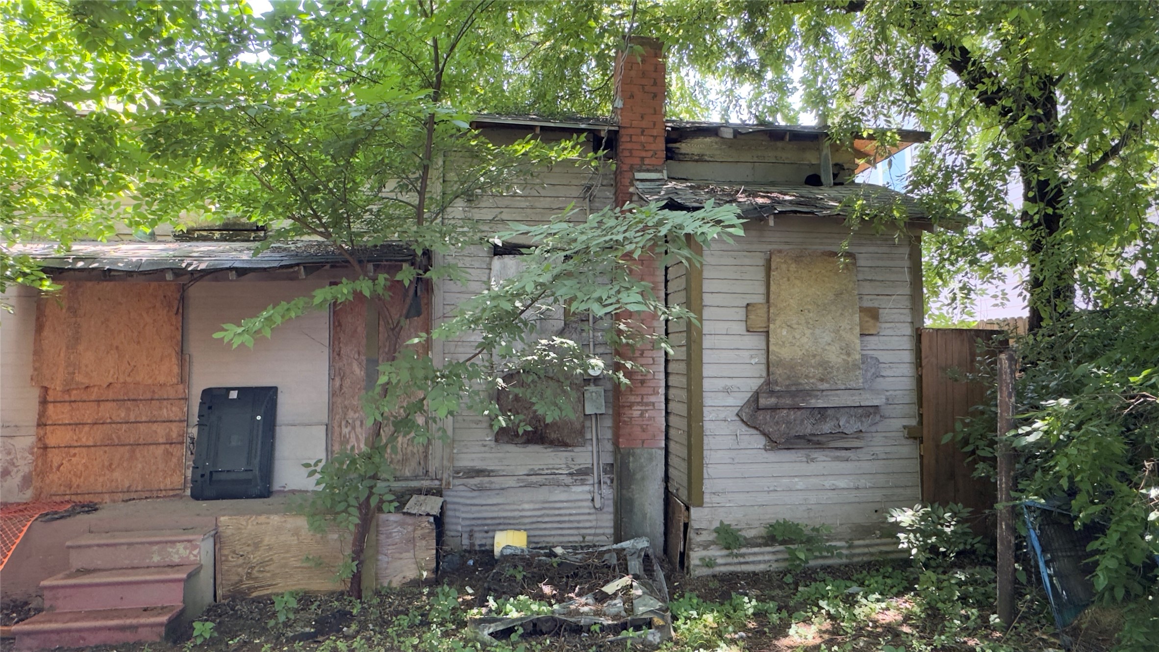 1713 E Tucker Street Fort Worth TX 76104