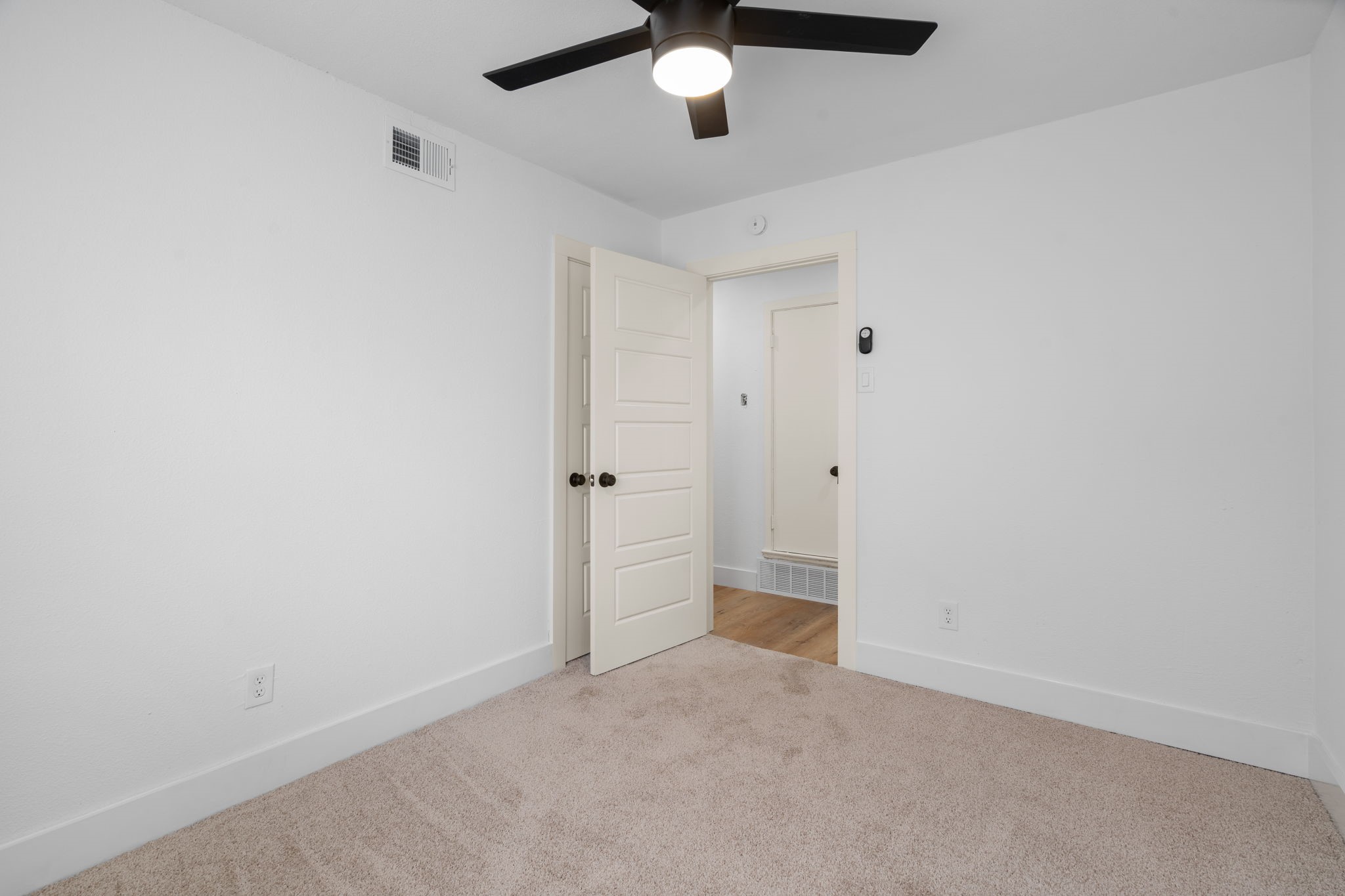 8842 Donnybrook Lane Dallas TX 75217