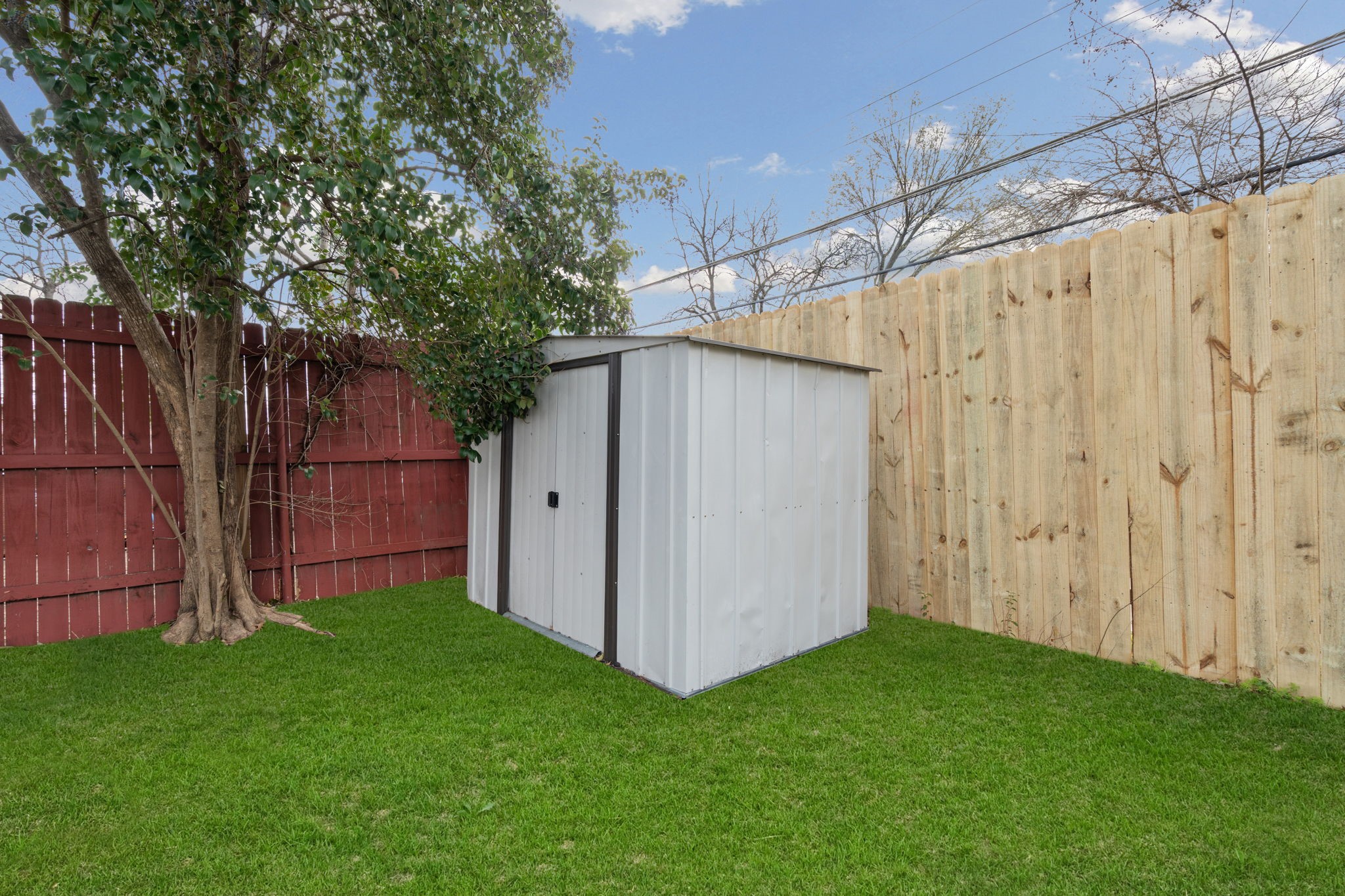 8842 Donnybrook Lane Dallas TX 75217