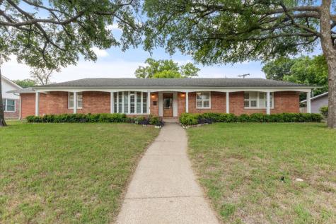 3859 Crown Shore Drive Dallas TX 75244