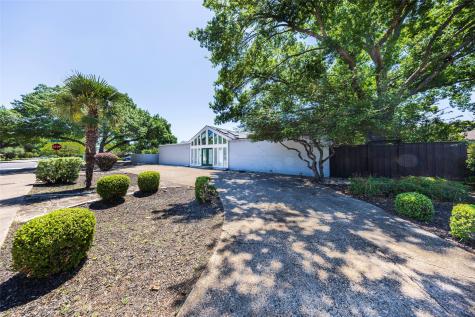 6954 Leameadow Drive Dallas TX 75248