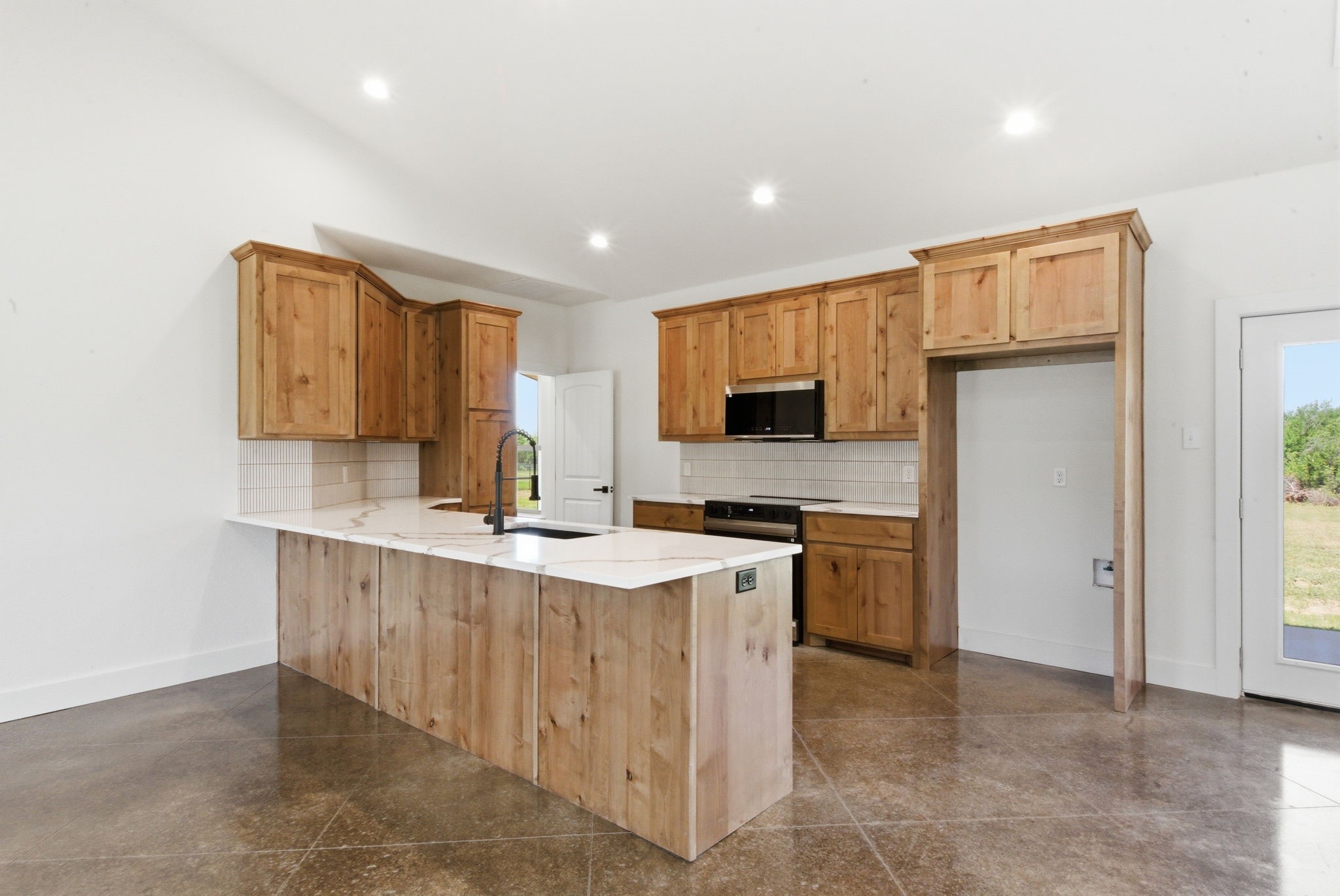 2501 Cowley Road Whitt TX 76490