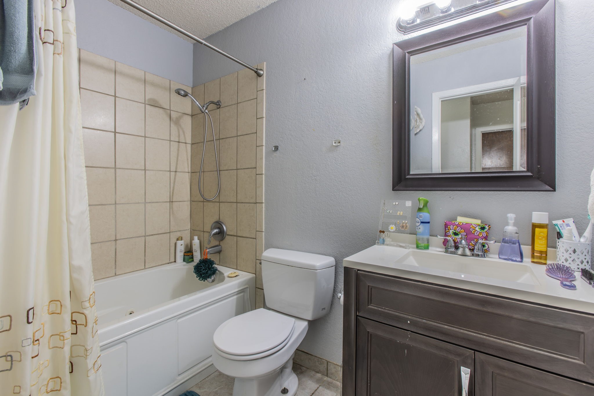 329 Alamosa Drive Hewitt TX 76643