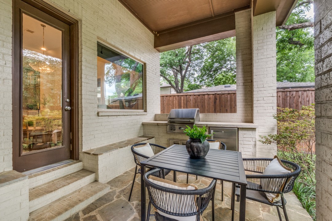 3932 Frontier Lane Dallas TX 75214