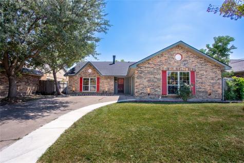 1717 Lewis Trail Grand Prairie TX 75052