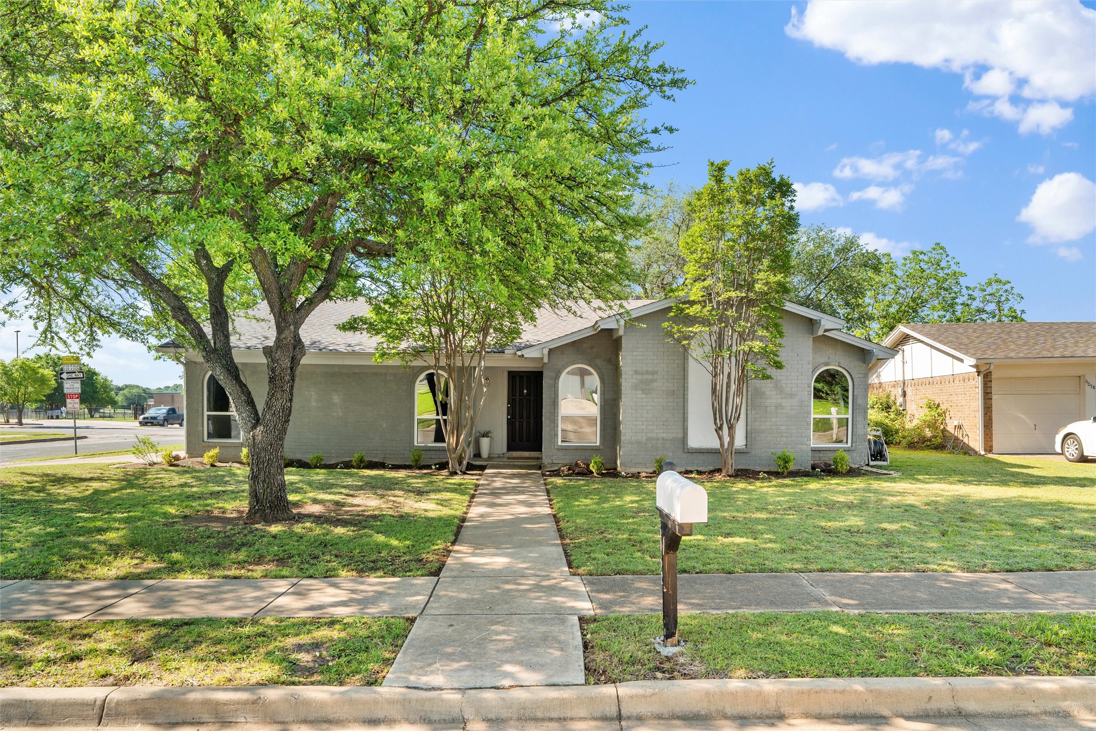 6062 Shadydale Court Watauga TX 76148