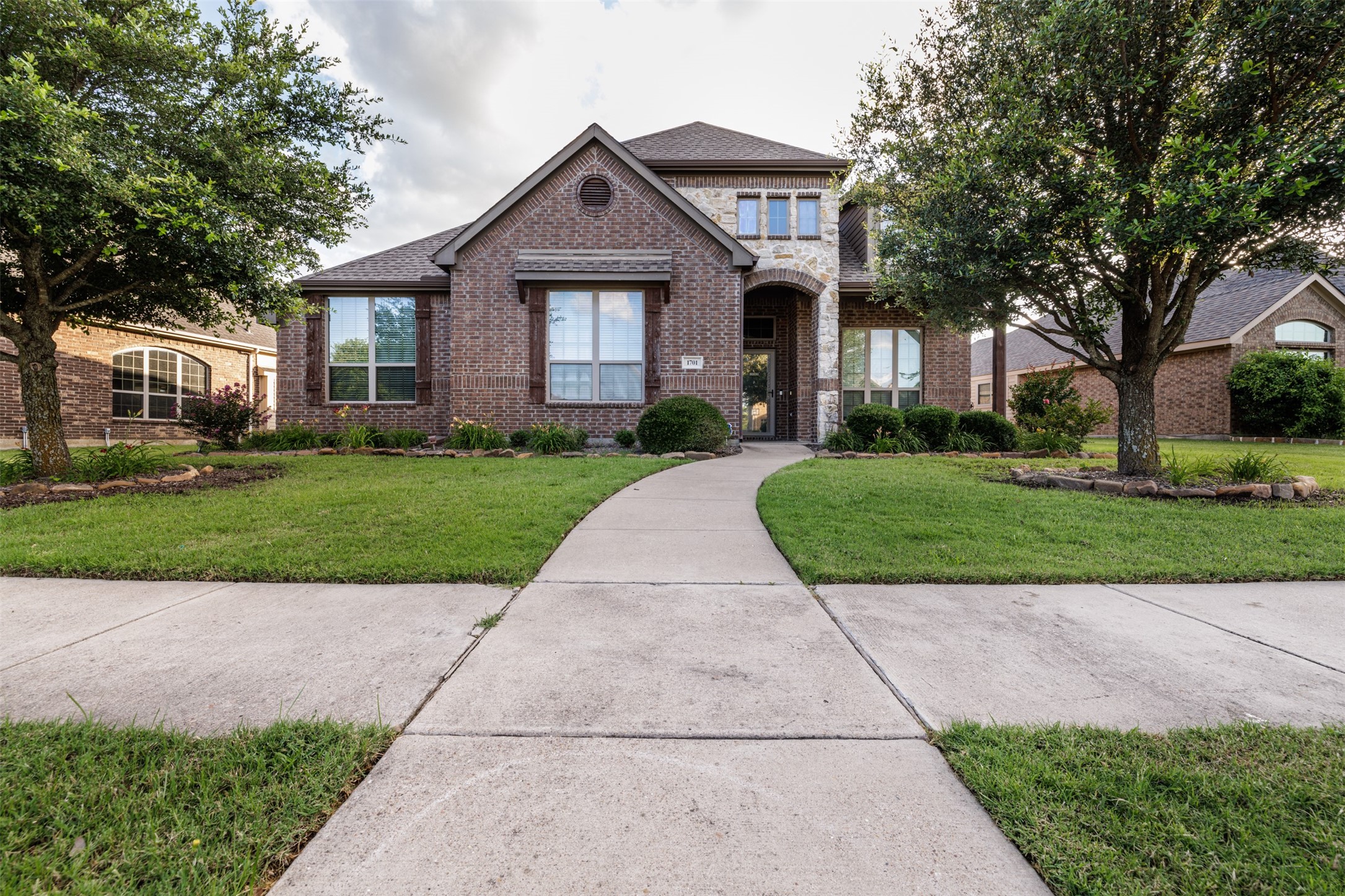 1701 Fair Oaks Lane Royse City TX 75189