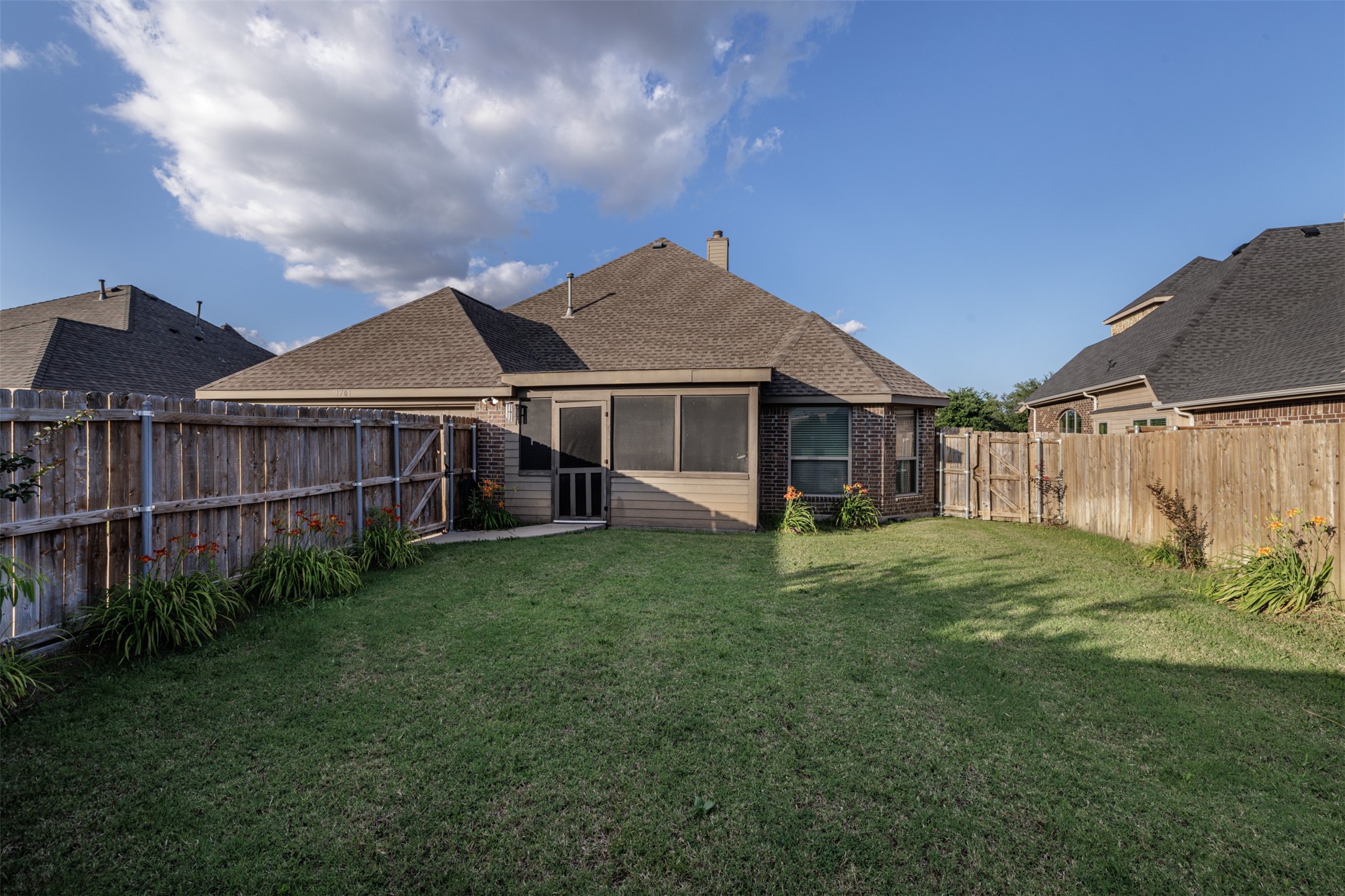 1701 Fair Oaks Lane Royse City TX 75189