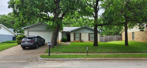 2216 Cottonwood Lane Bedford TX 76021