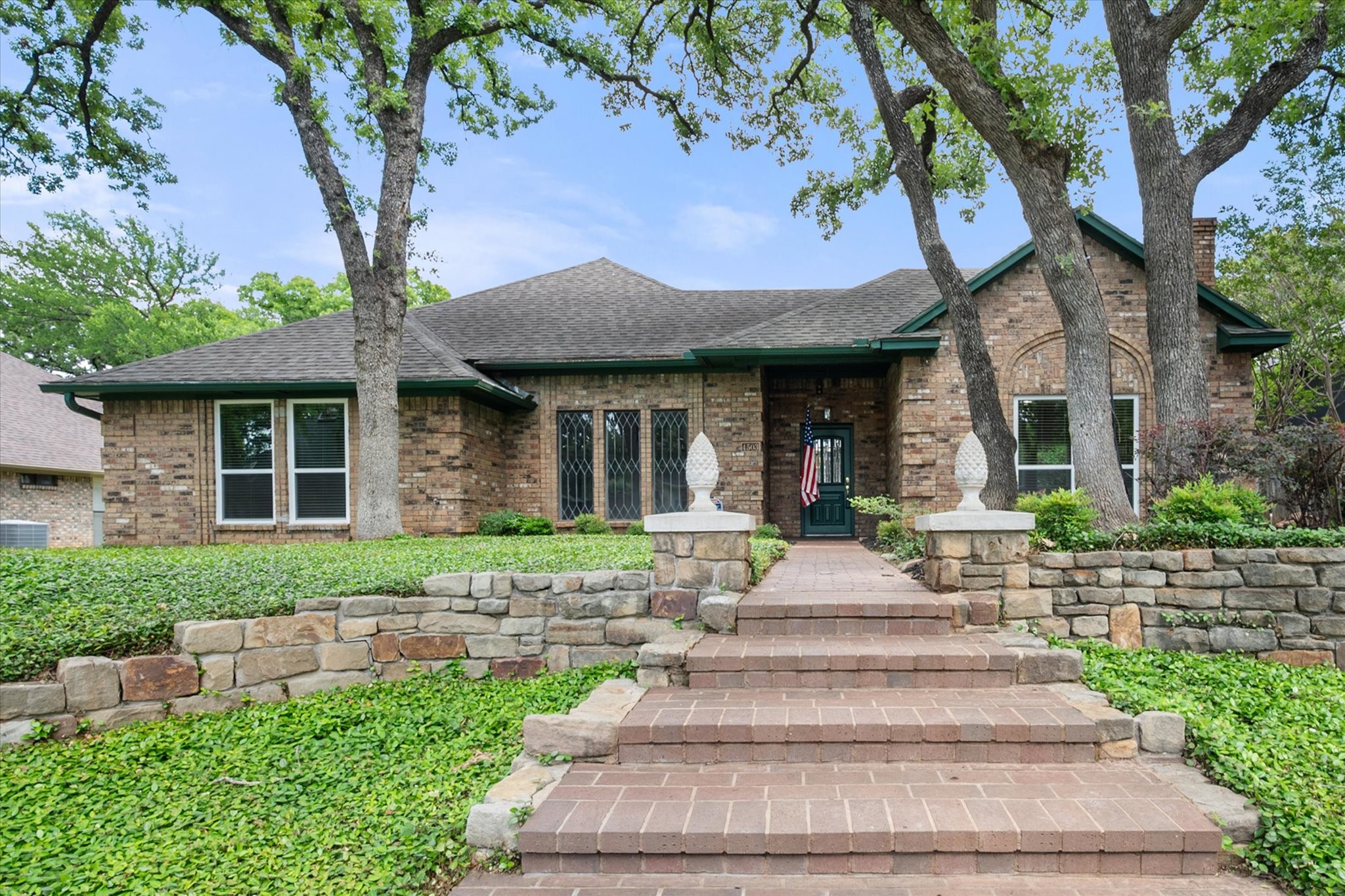 4503 Lake Park Drive Arlington TX 76016