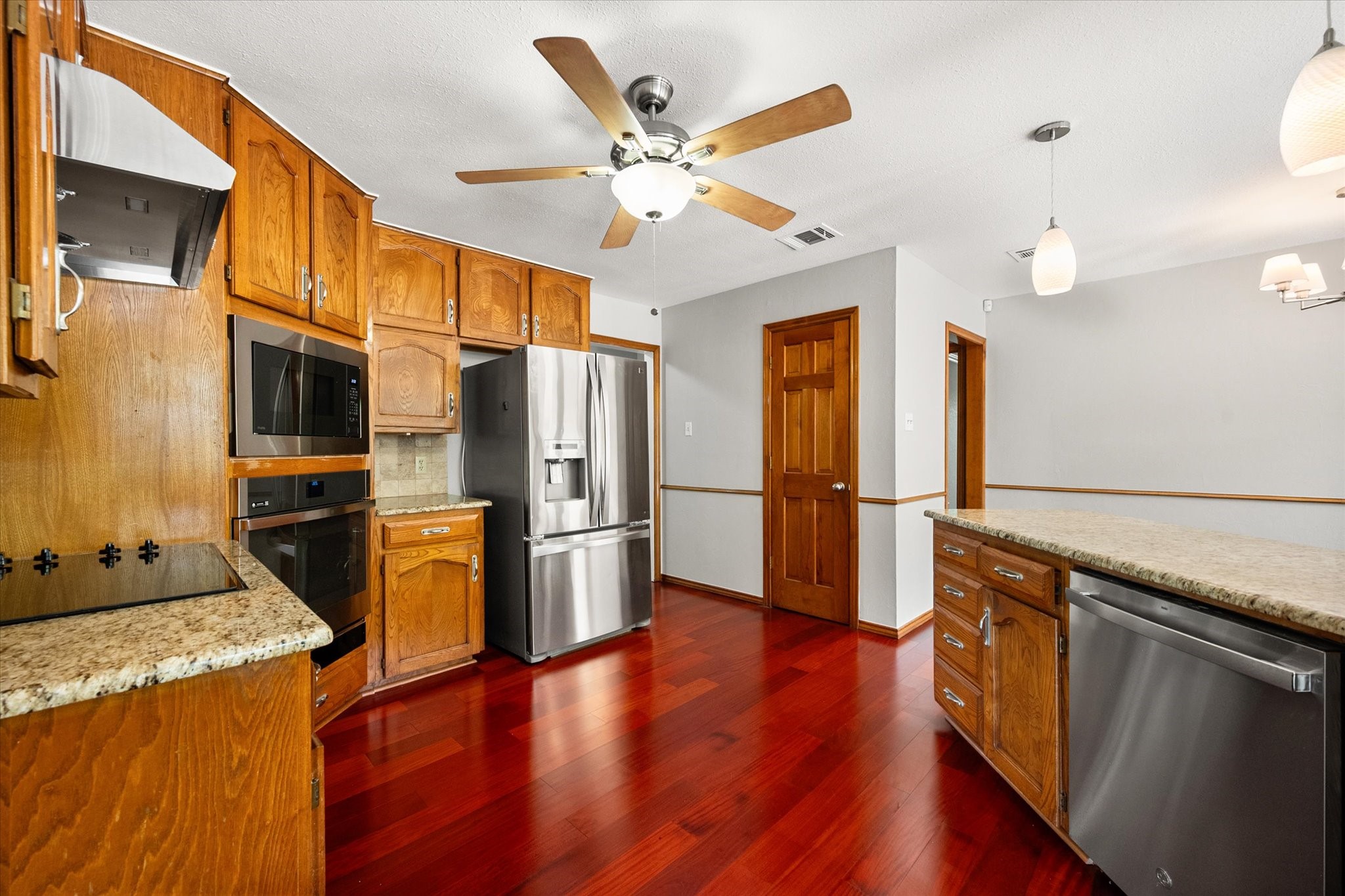 4503 Lake Park Drive Arlington TX 76016