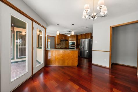 4503 Lake Park Drive Arlington TX 76016