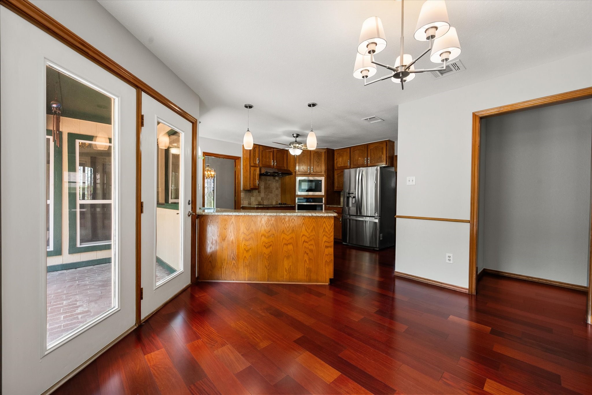 4503 Lake Park Drive Arlington TX 76016
