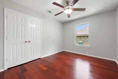 4503 Lake Park Drive Arlington TX 76016