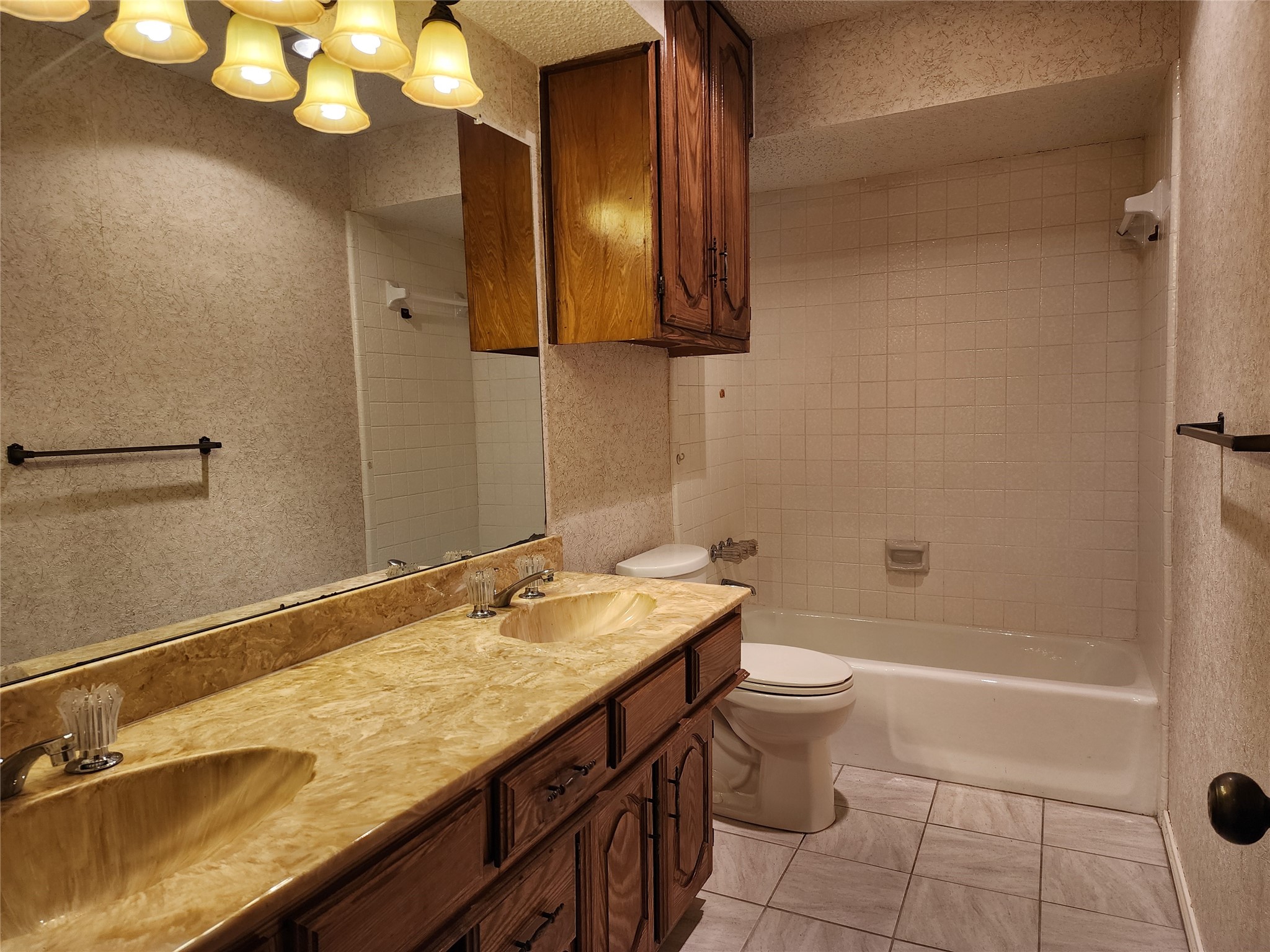 1201 Dandelion Drive Garland TX 75043
