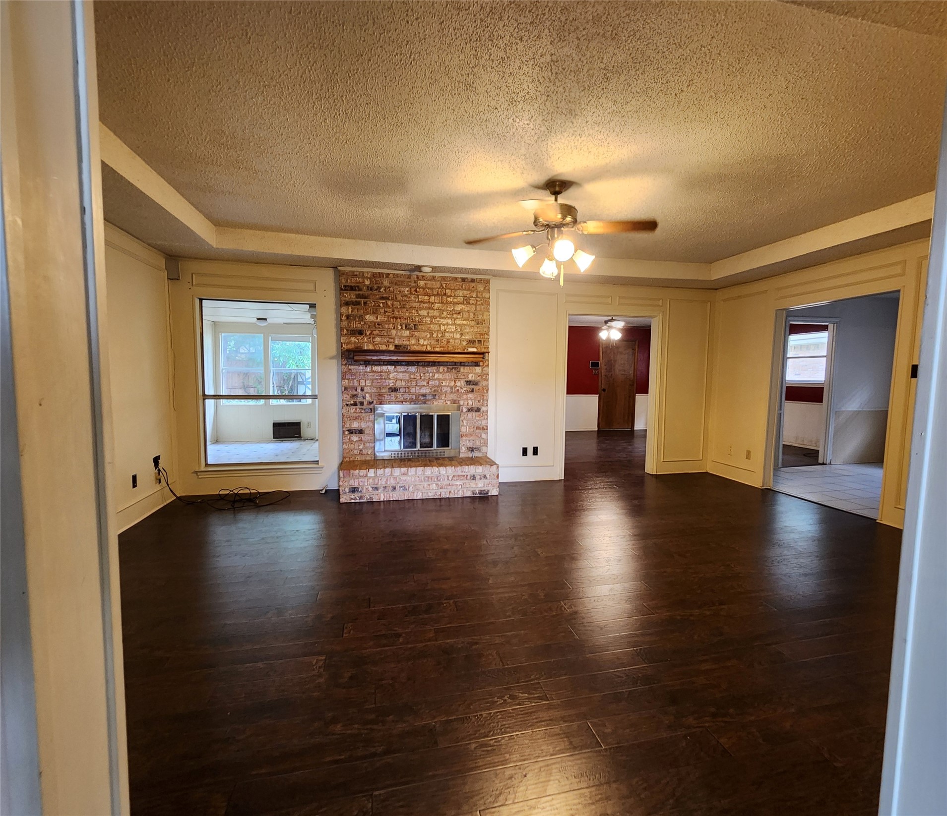 1201 Dandelion Drive Garland TX 75043