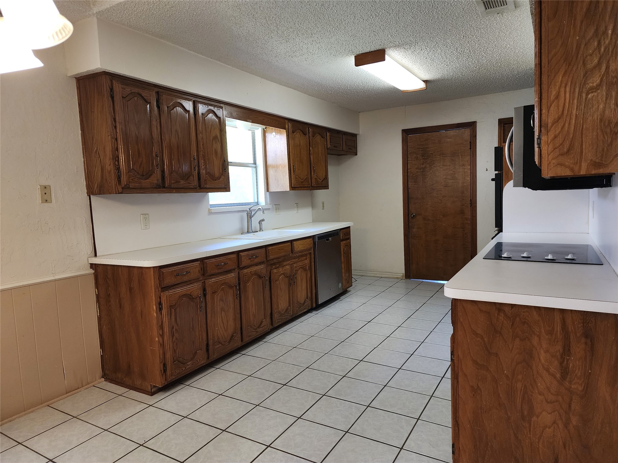 1201 Dandelion Drive Garland TX 75043