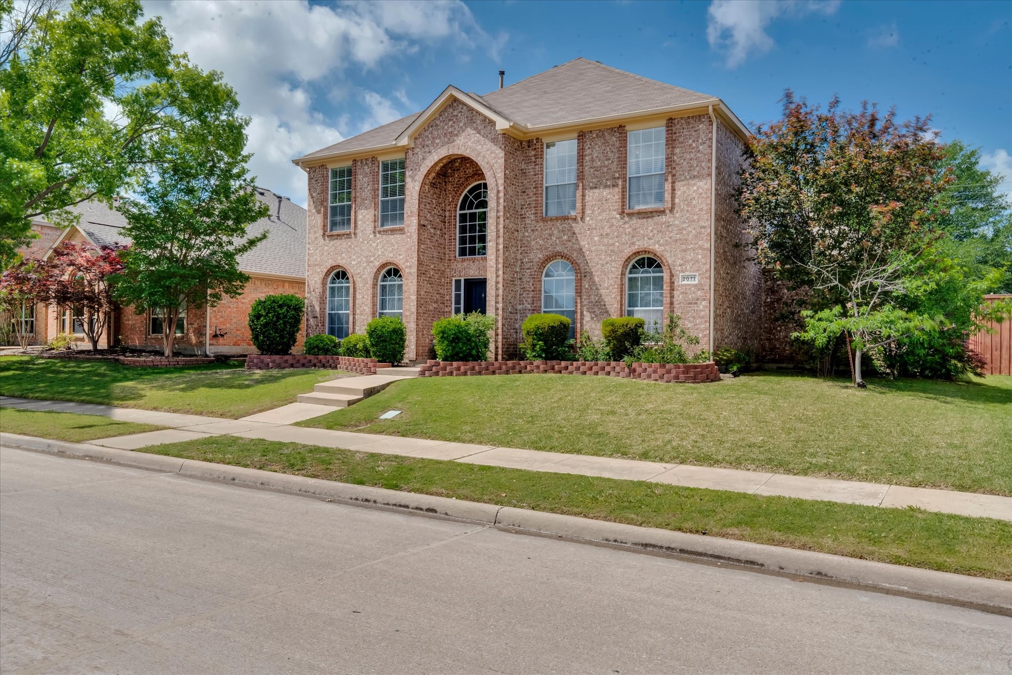 2071 Sunset Lane Lewisville TX 75067