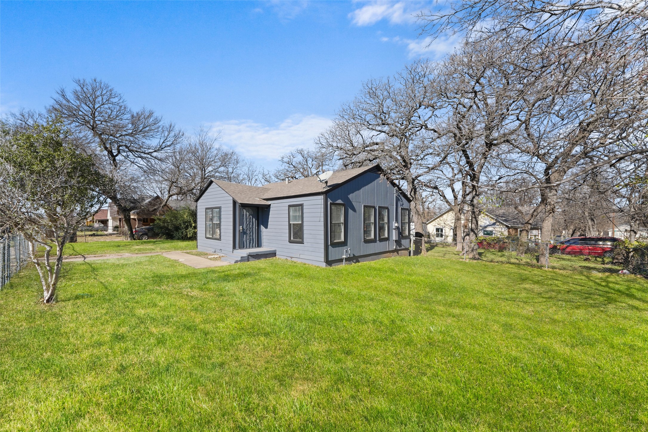 3841 Avenue M Fort Worth TX 76105