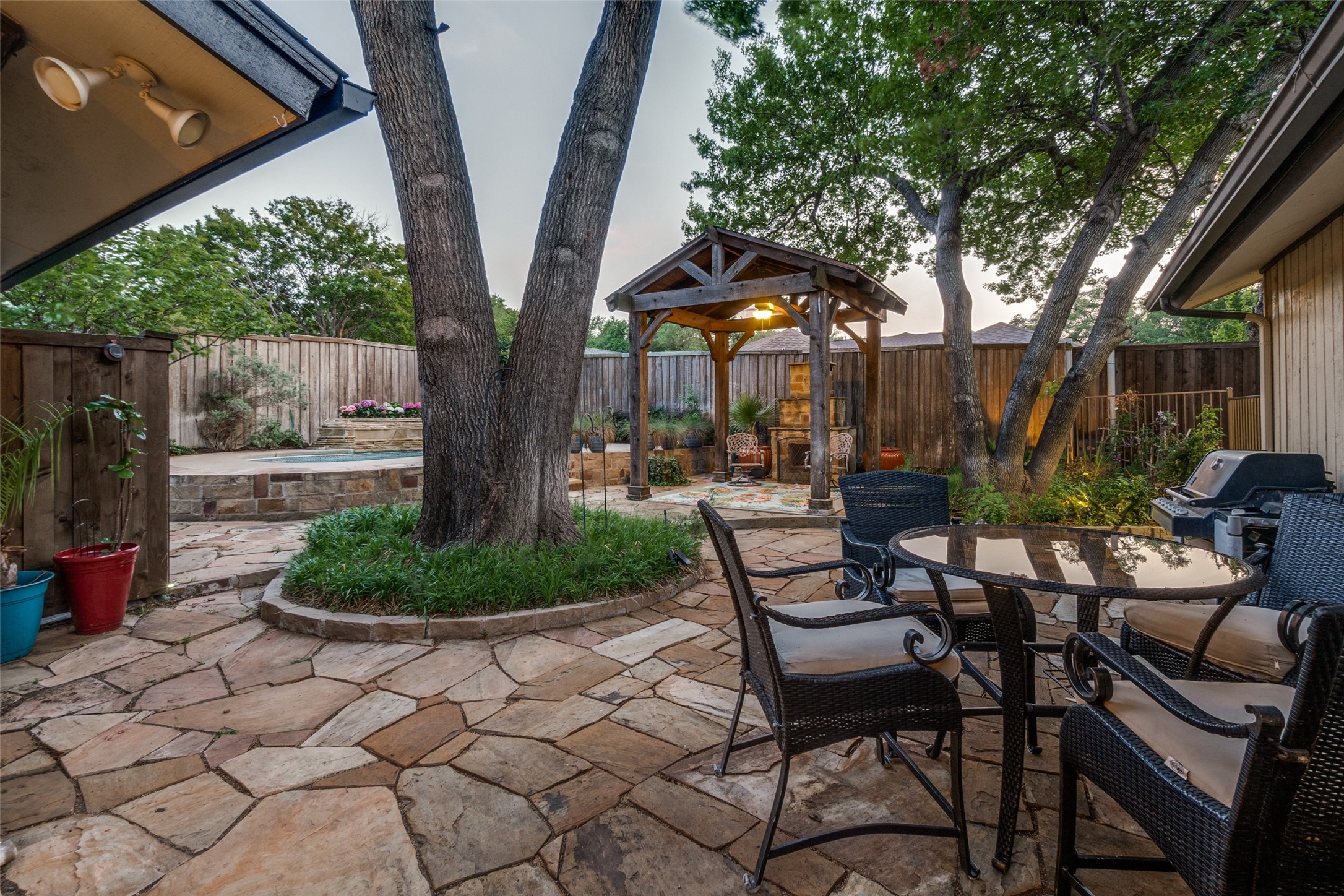 9506 Milltrail Drive Dallas TX 75238