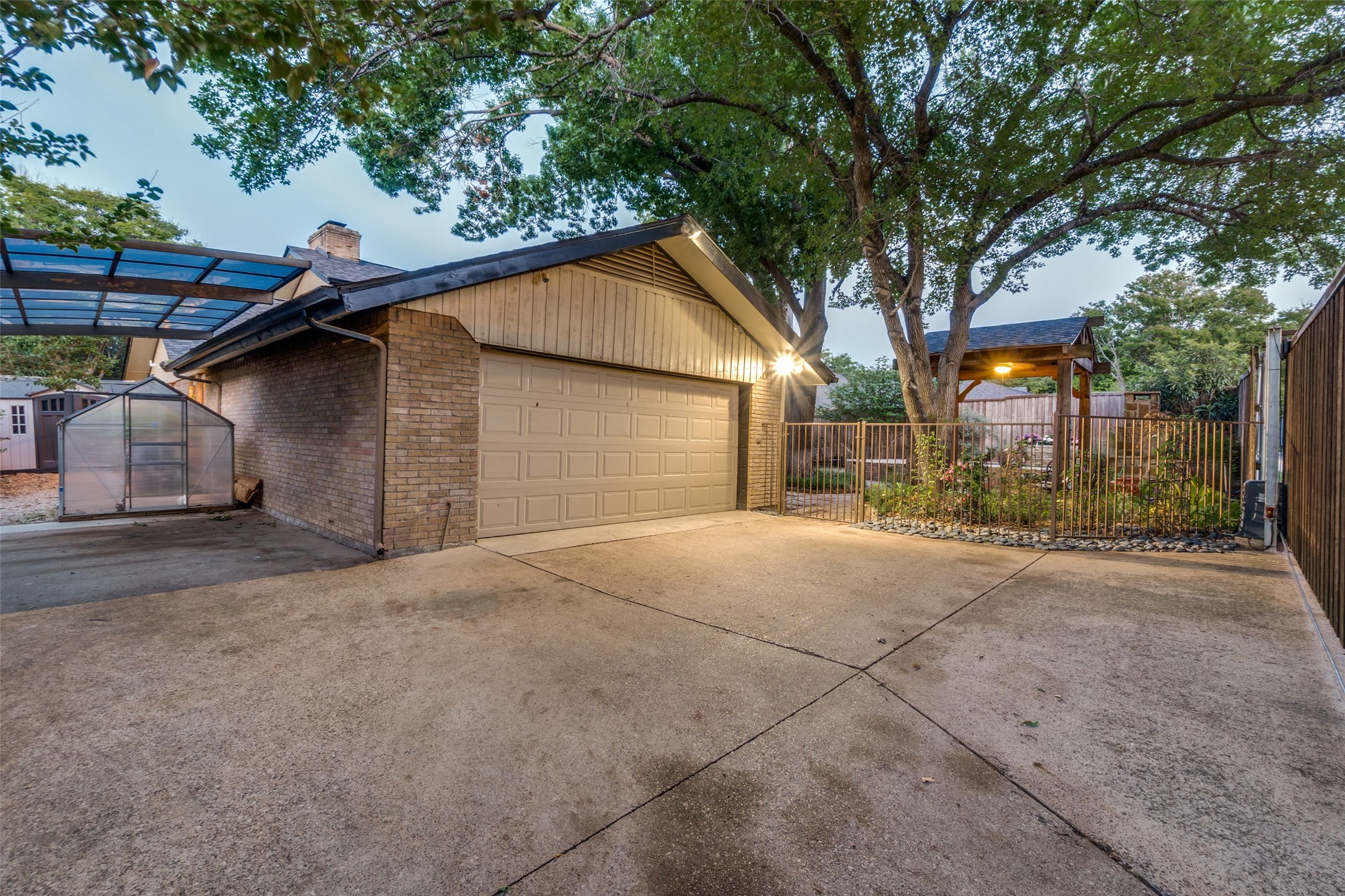 9506 Milltrail Drive Dallas TX 75238