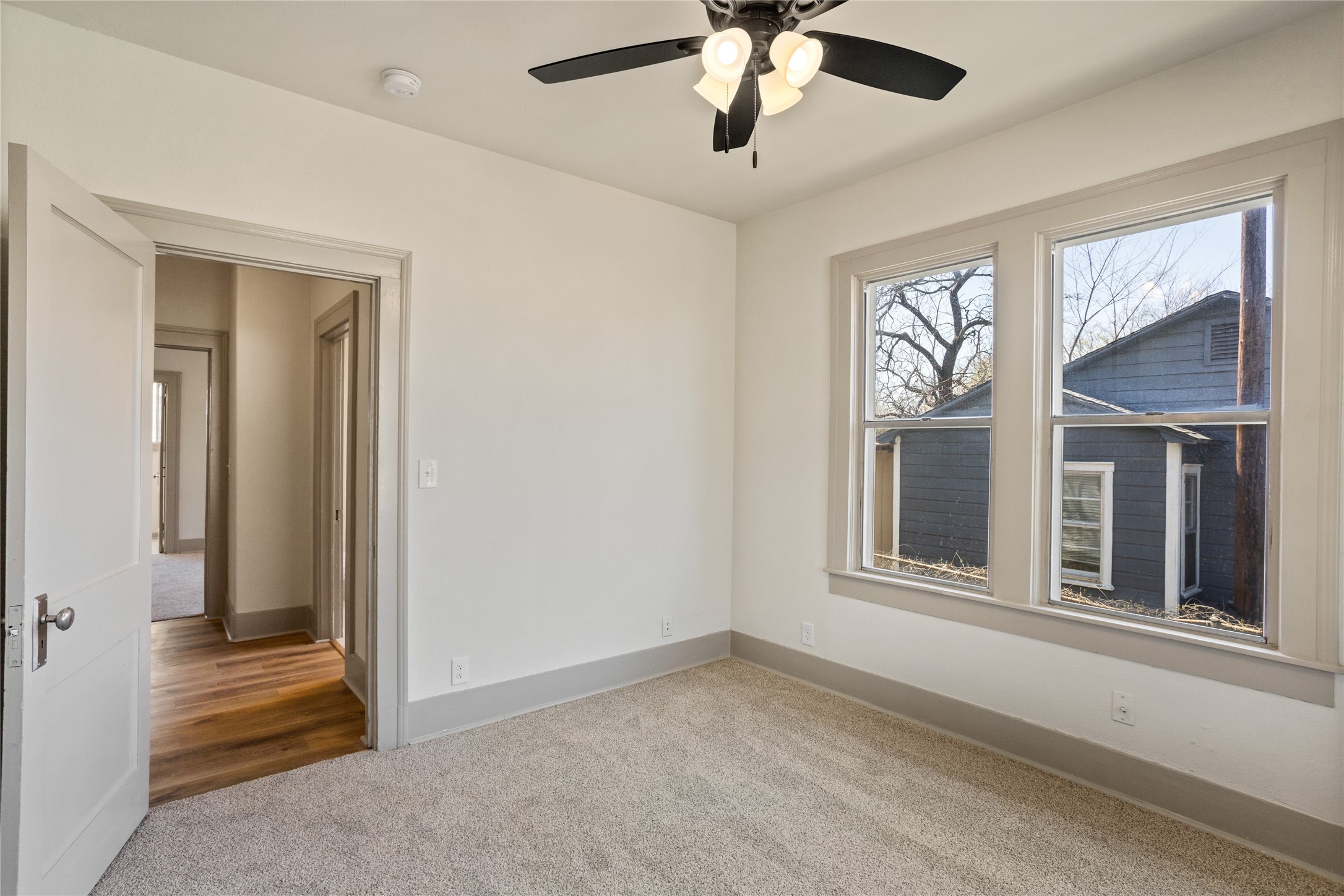 1104 W Hanna Street Denison TX 75020