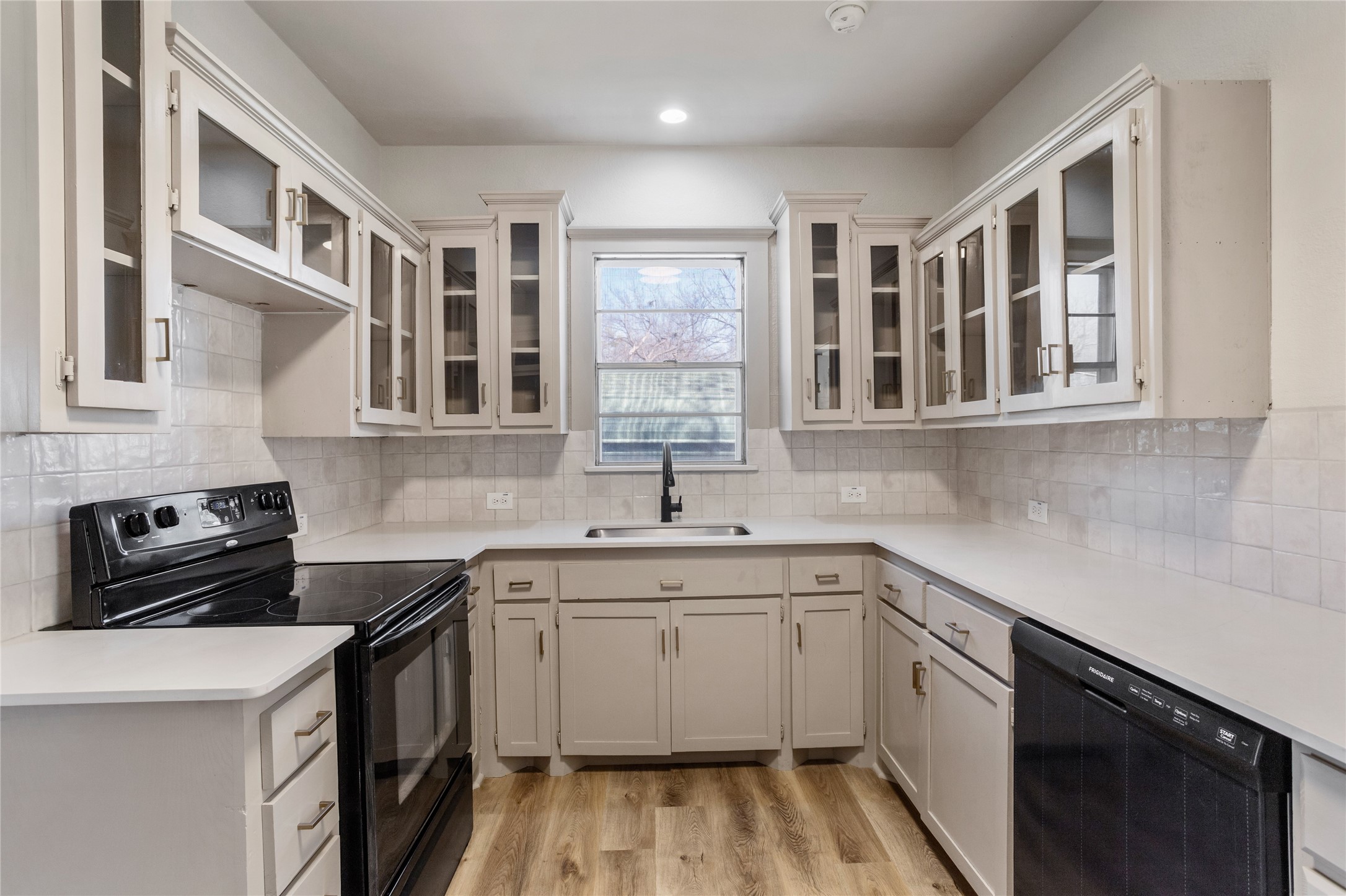 1104 W Hanna Street Denison TX 75020