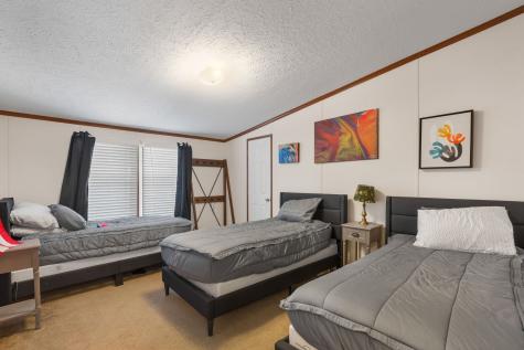 157 Willingham Loop Seymour TX 76380